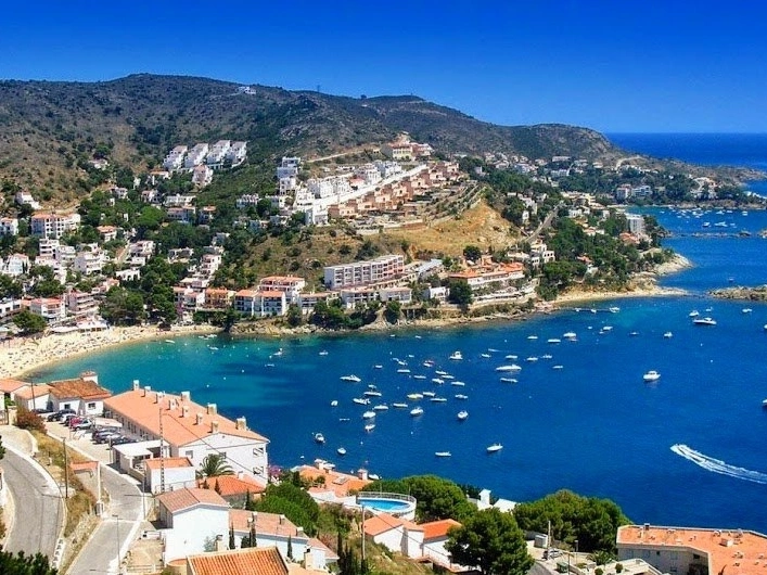 De Baai van Roses Costa Brava