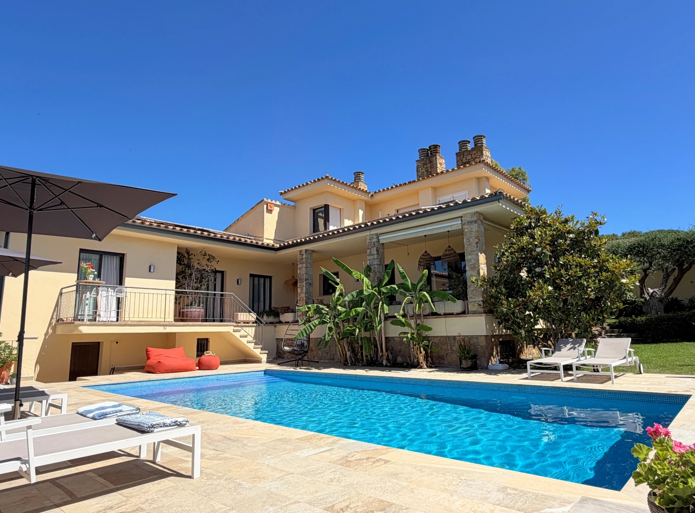 015 Villa Alegre