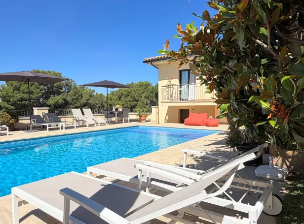 006 Villa Alegre