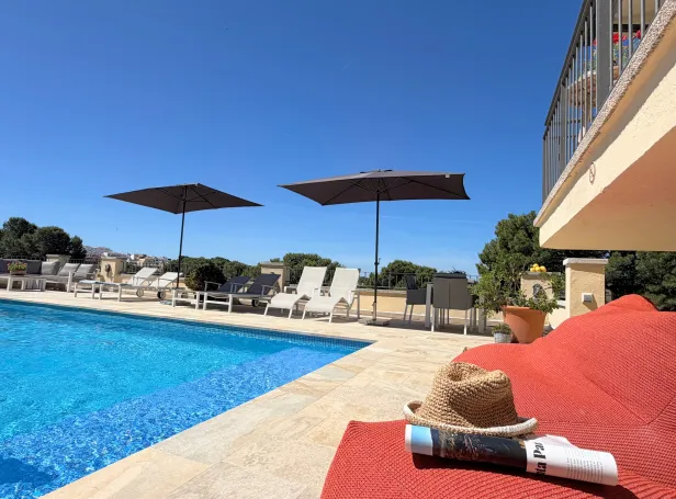 014 Villa Alegre
