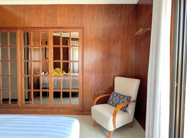 069 Villa Alegre