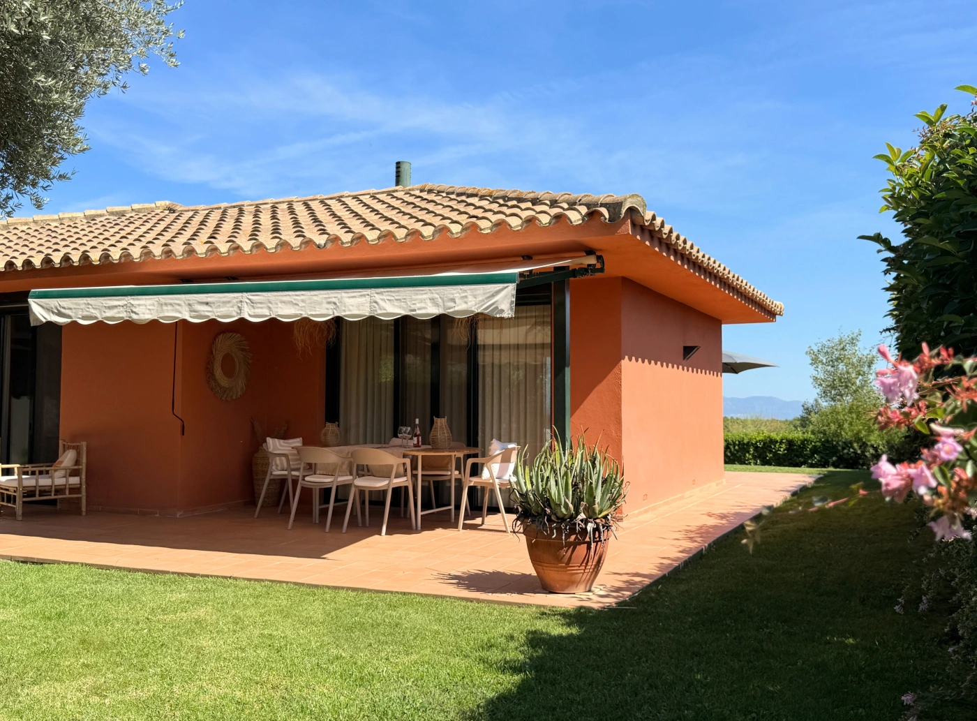 010 Villa Luna