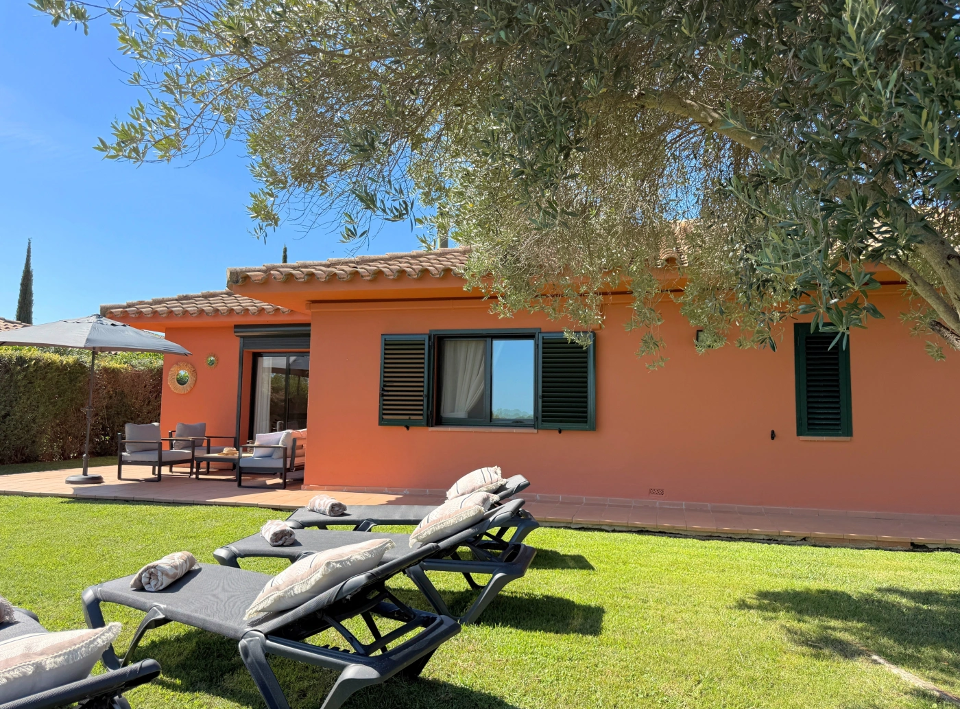 016 Villa Luna