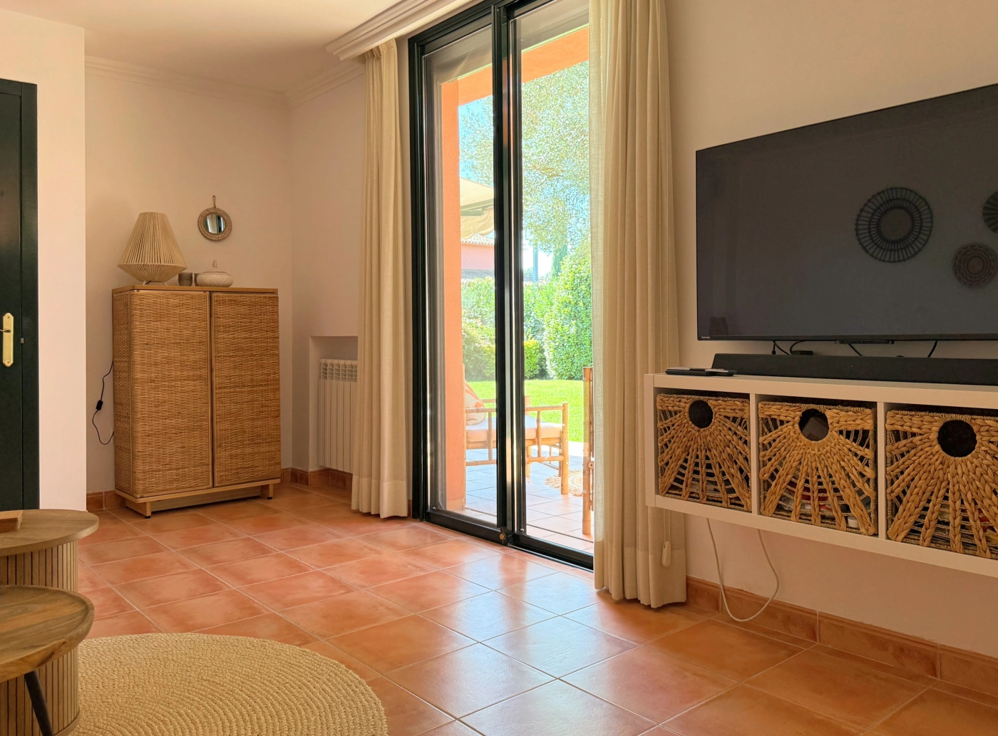 032 Villa Luna