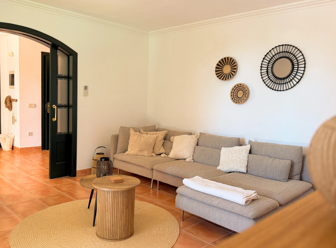 033 Villa Luna