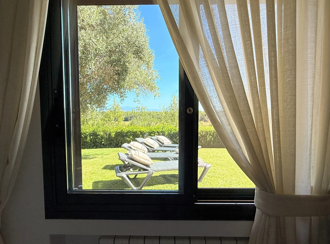 051 Villa Luna