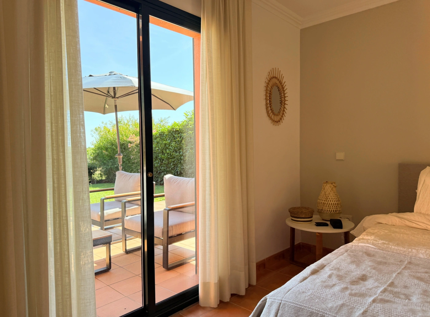 062 Villa Luna