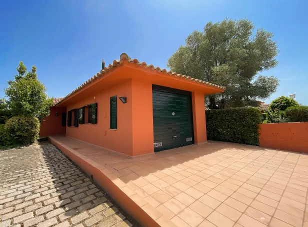 024 Villa Luna