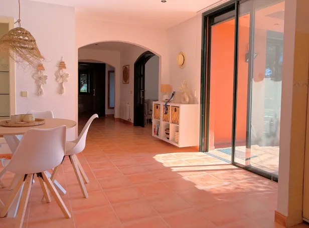 040 Villa Luna