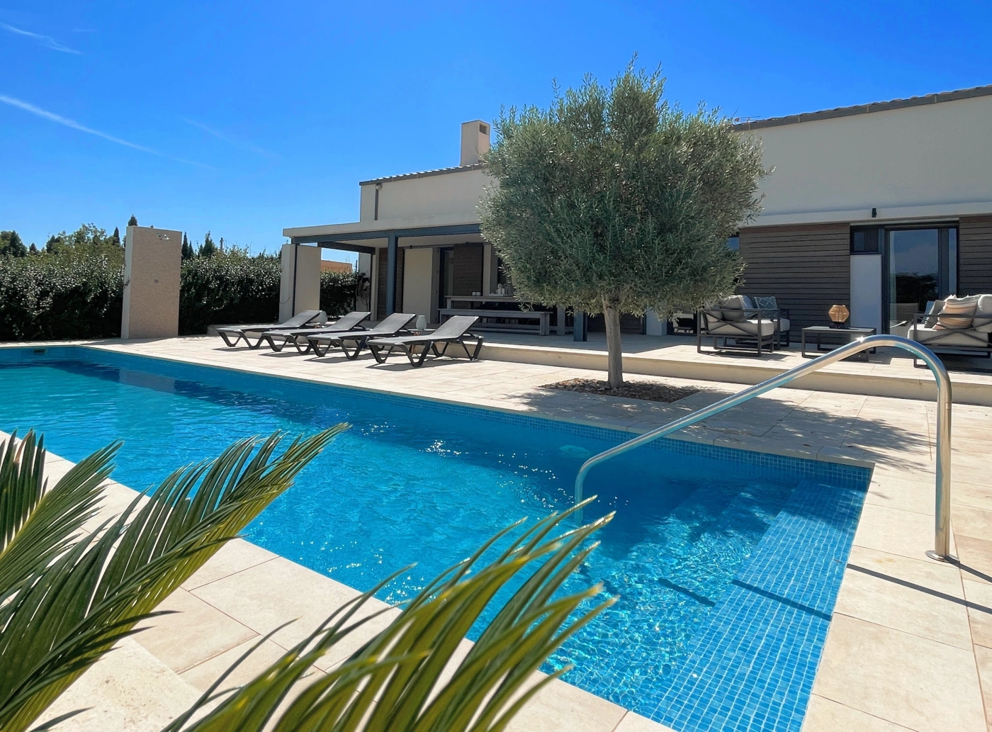 002 Villa Xalvador